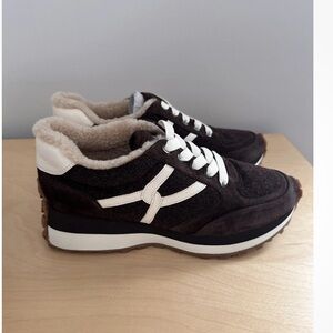 Veronica Beard Valentina shearling brown & cream sneakers 9